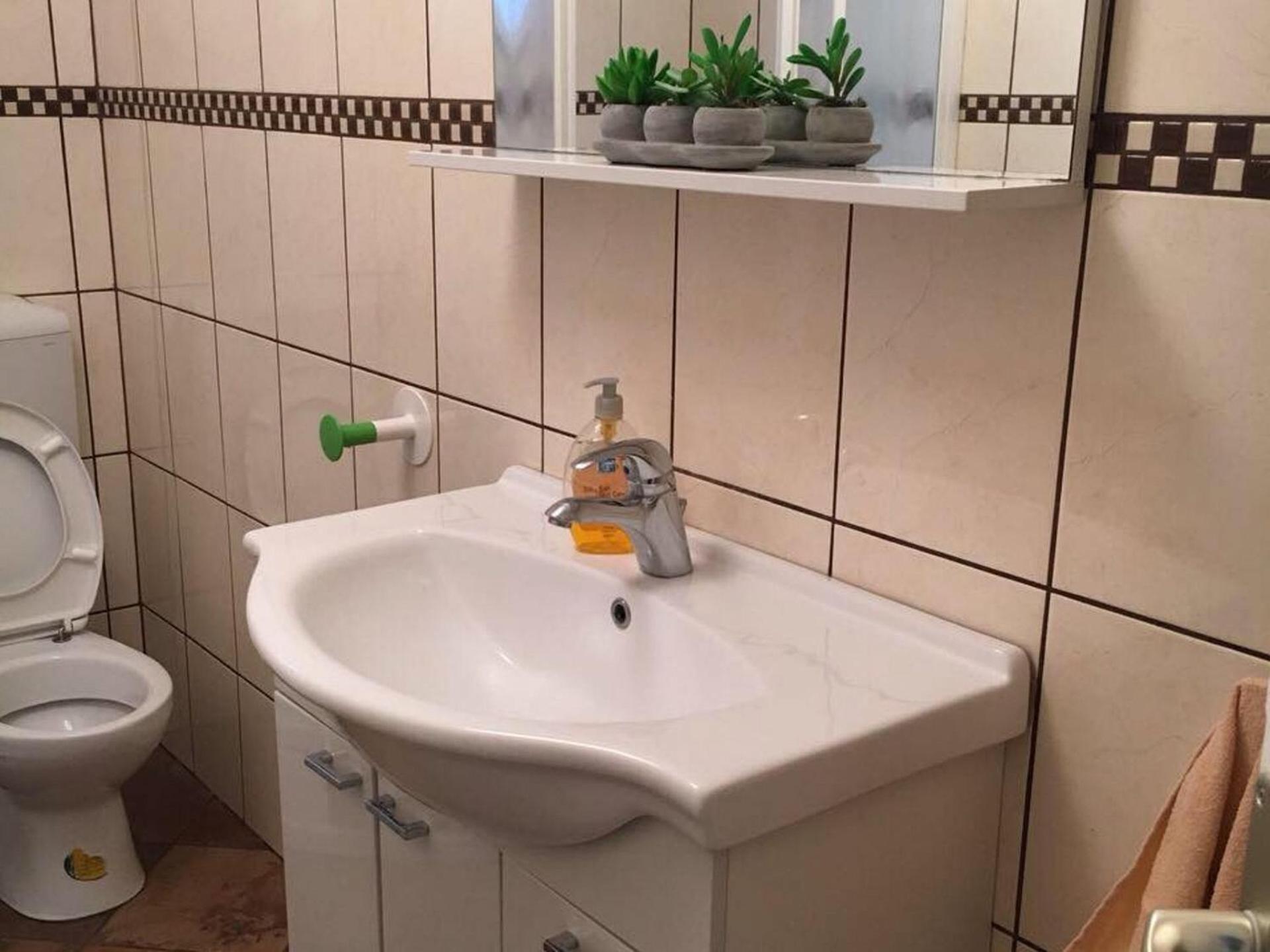 Apartment Toni Baška Voda Eksteriør bilde